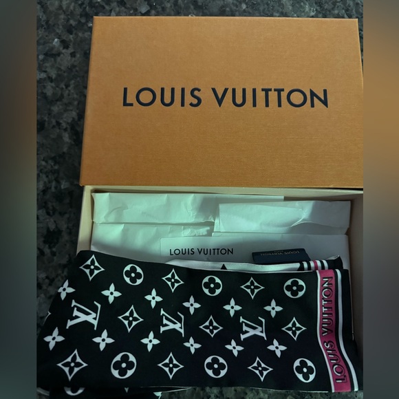 Louis Vuitton Accessories - Louis Vuitton Monogram Bandeau Fuchsia and Midnight